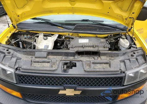 2020 Chevrolet Express G2500 from USA, damaged, VIN 1GCWGAFP5L1225612